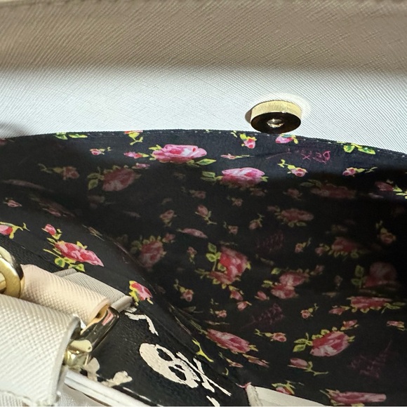 Betsey Johnson Skull Bag - Picture 6 of 6